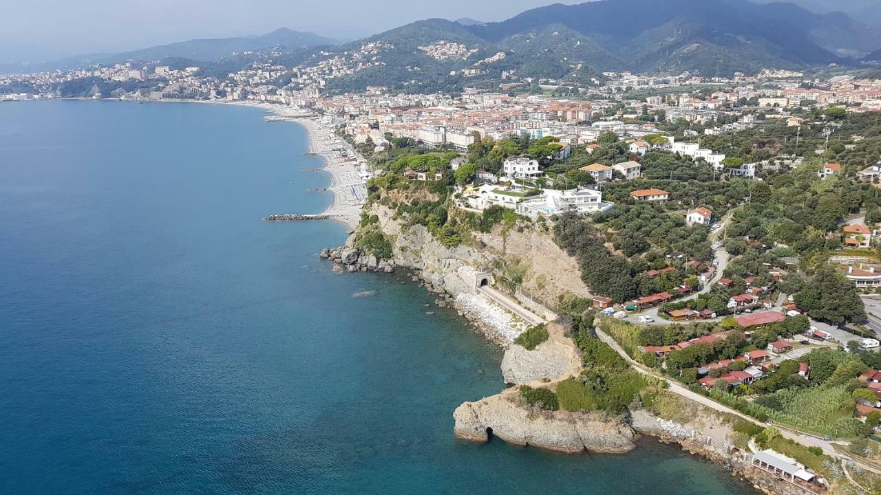 B&B Capo Torre Resort & Spa Albisola Superiore Luaran gambar